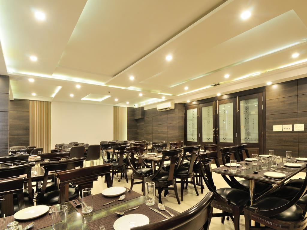 Hotel Sky Rich International - 05 Mins From Karol Bagh Metro Station Delhi  Luaran gambar