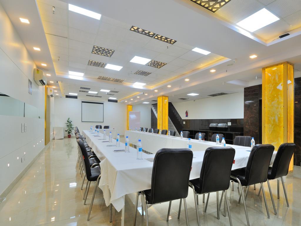 Hotel Sky Rich International - 05 Mins From Karol Bagh Metro Station Delhi  Luaran gambar