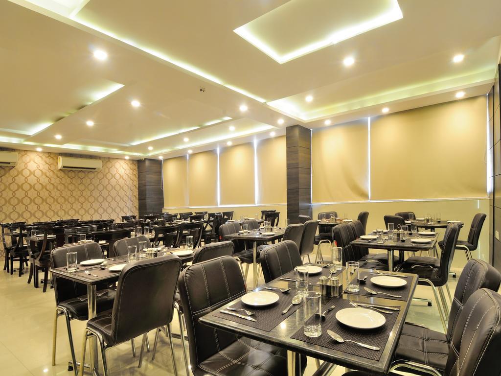 Hotel Sky Rich International - 05 Mins From Karol Bagh Metro Station Delhi  Luaran gambar